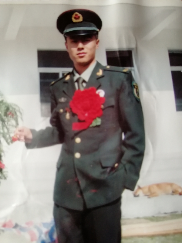 小虎的第一张照片--南京认干亲服务网